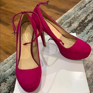 Aldo fuschia heels